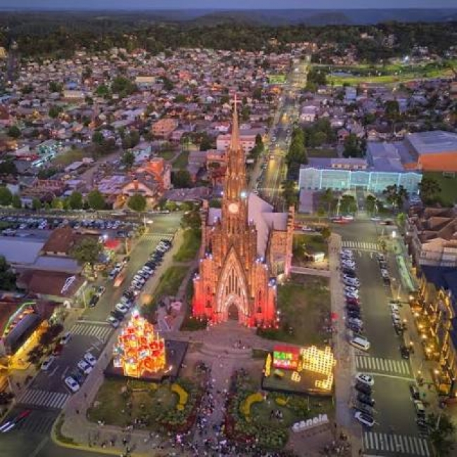 Gramado, Canela y Cambori� - 06 de Diciembre